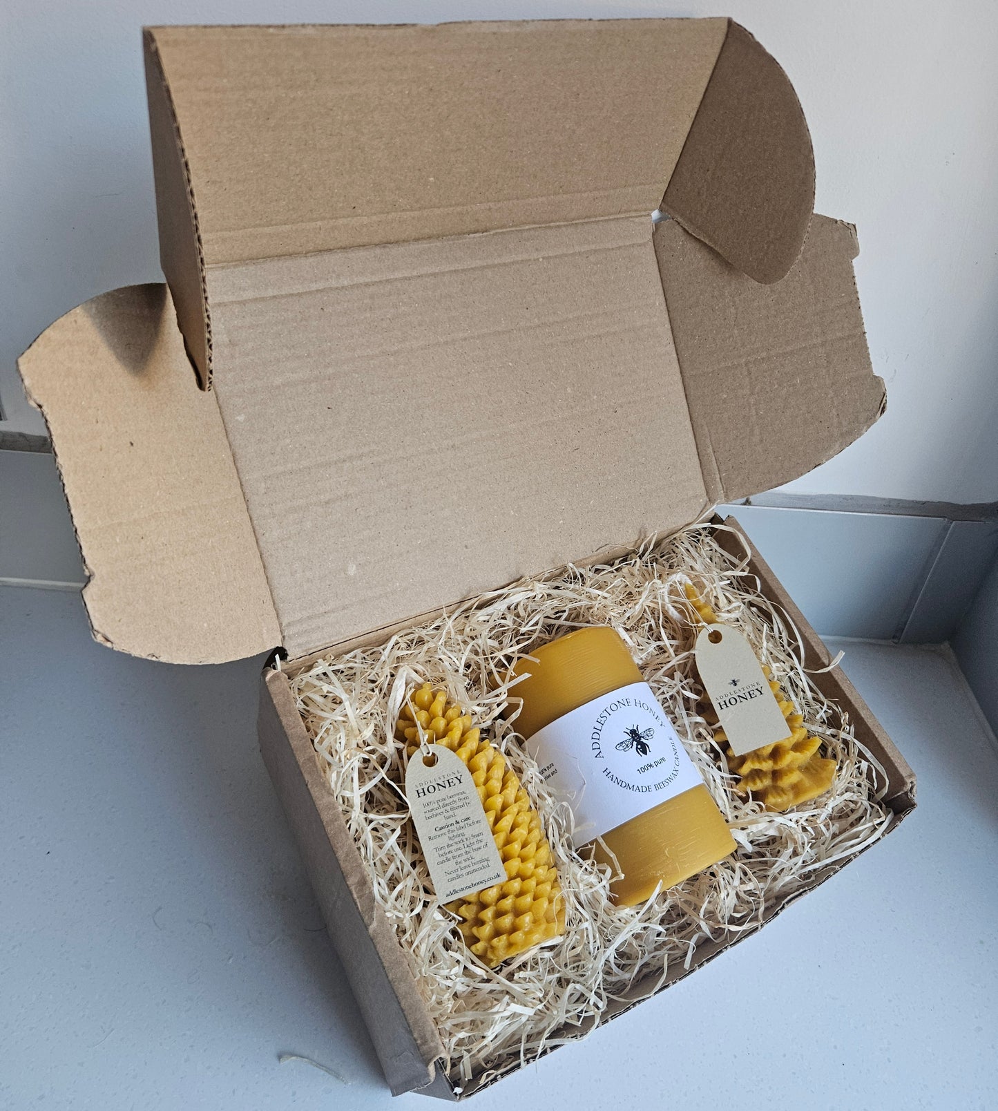 Pure beeswax candle giftbox