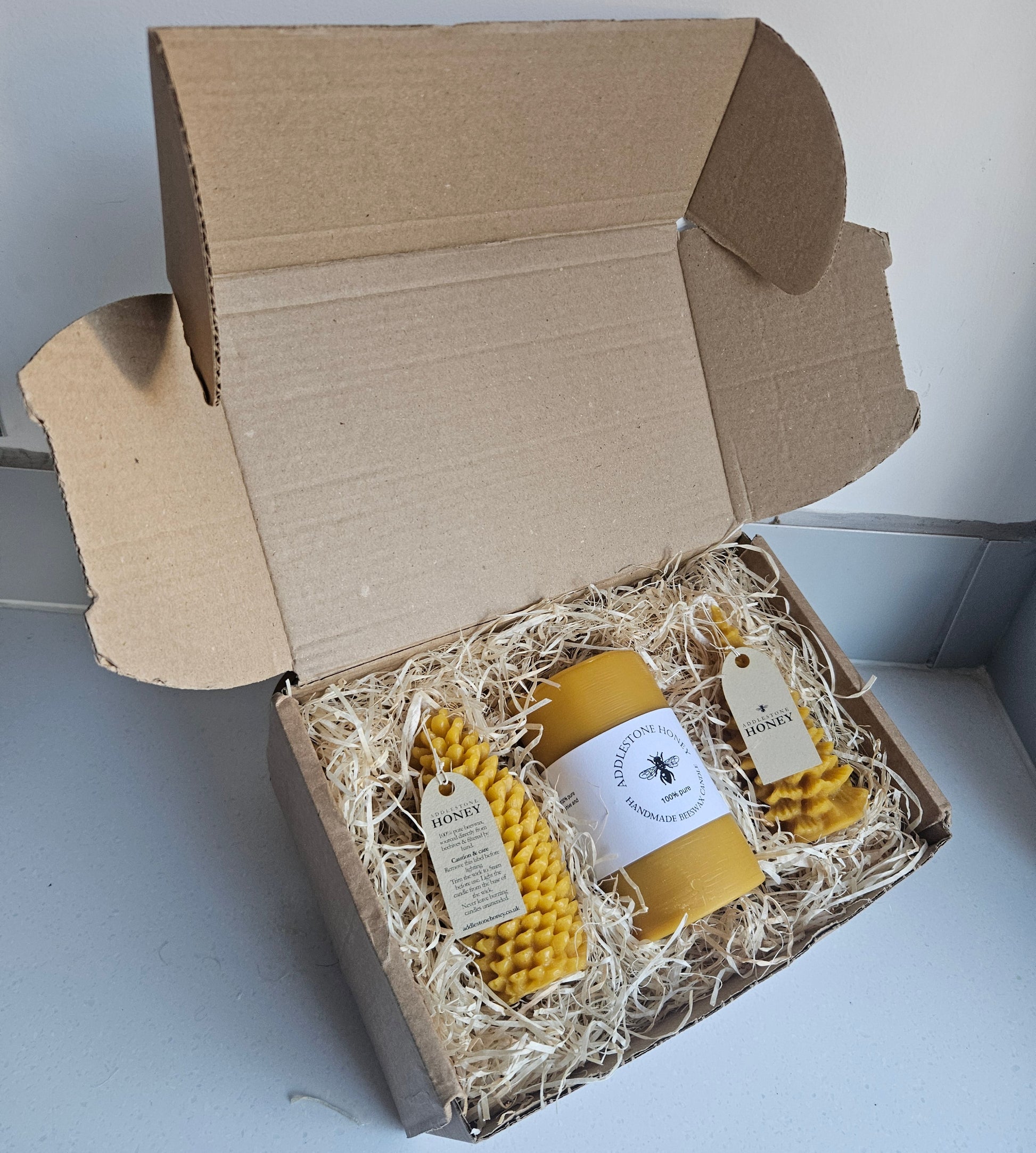 Pure beeswax candle giftbox